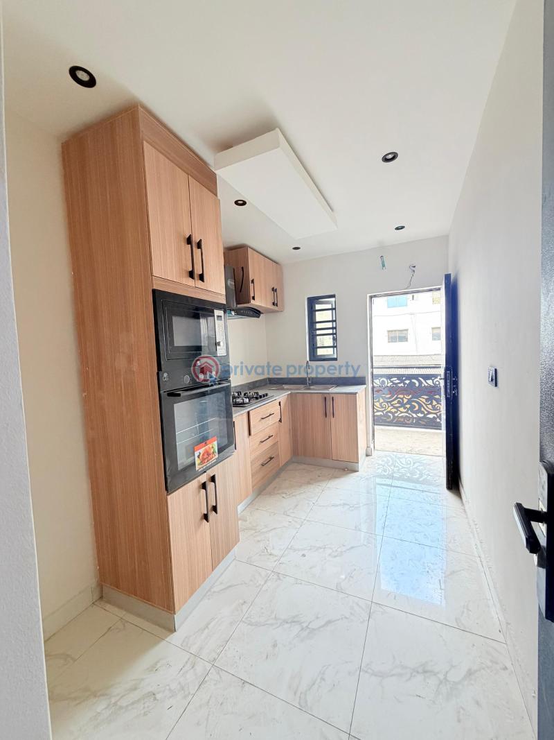 3 bedroom Block Of Flats For Sale Gbagada Lagos - 2