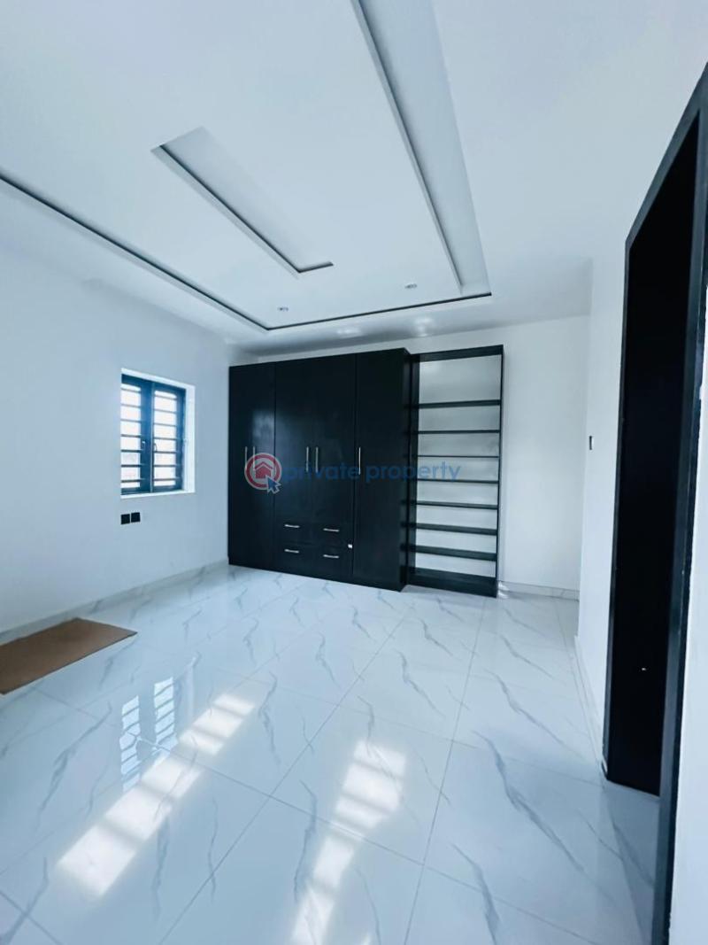 3 bedroom Block Of Flats For Sale Maryland Lagos - 9