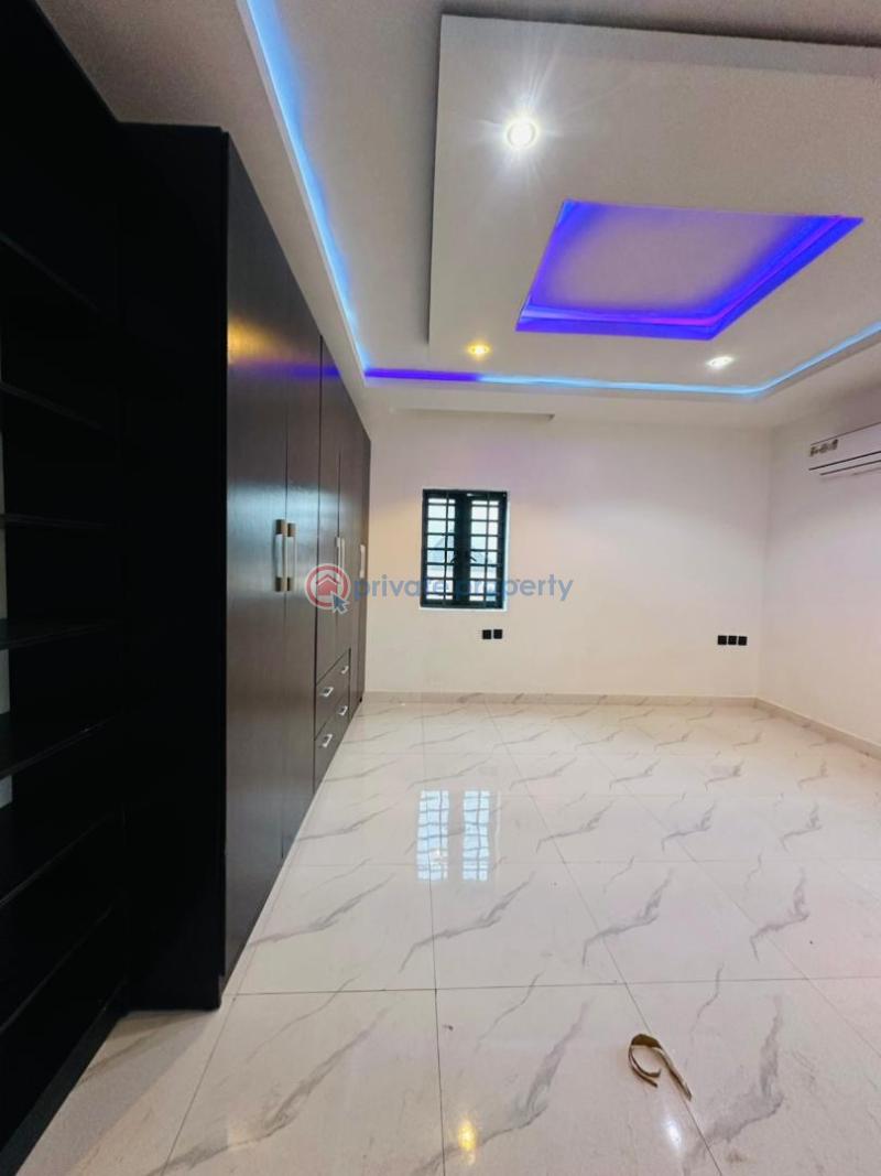 3 bedroom Block Of Flats For Sale Maryland Lagos - 8