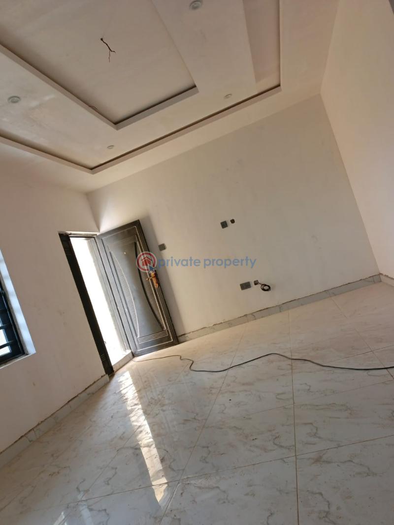 3 bedroom Block Of Flats For Sale Soluyi Gbagada Lagos - 6