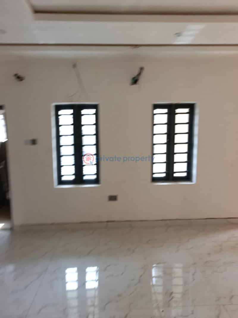 3 bedroom Block Of Flats For Sale Soluyi Gbagada Lagos - 8