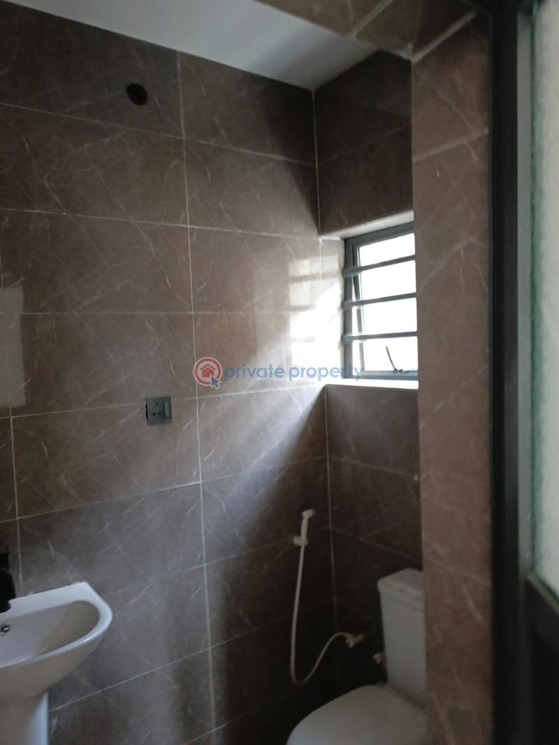 3 bedroom Block Of Flats For Sale Soluyi Gbagada Lagos - 9