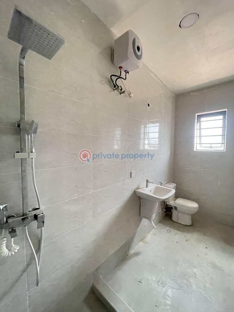 3 bedroom Block Of Flats For Sale Yaba Lagos - 8