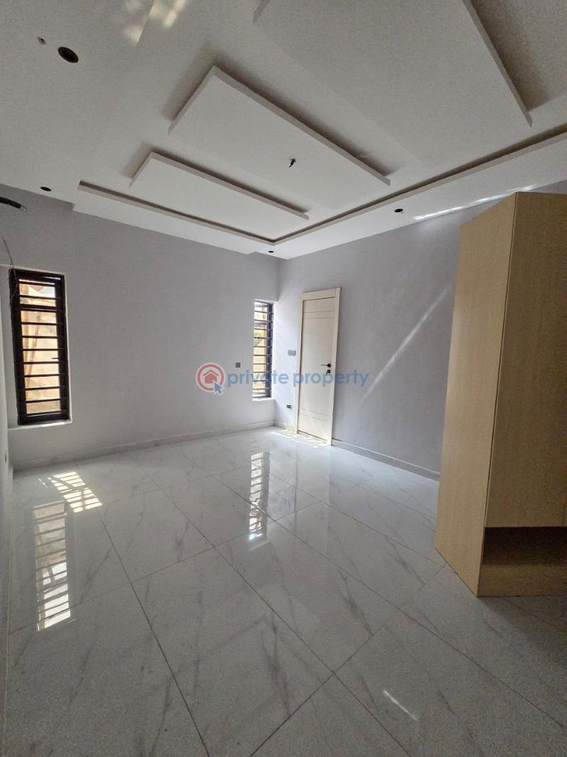 3 bedroom Block Of Flats For Sale Maryland Lagos - 10
