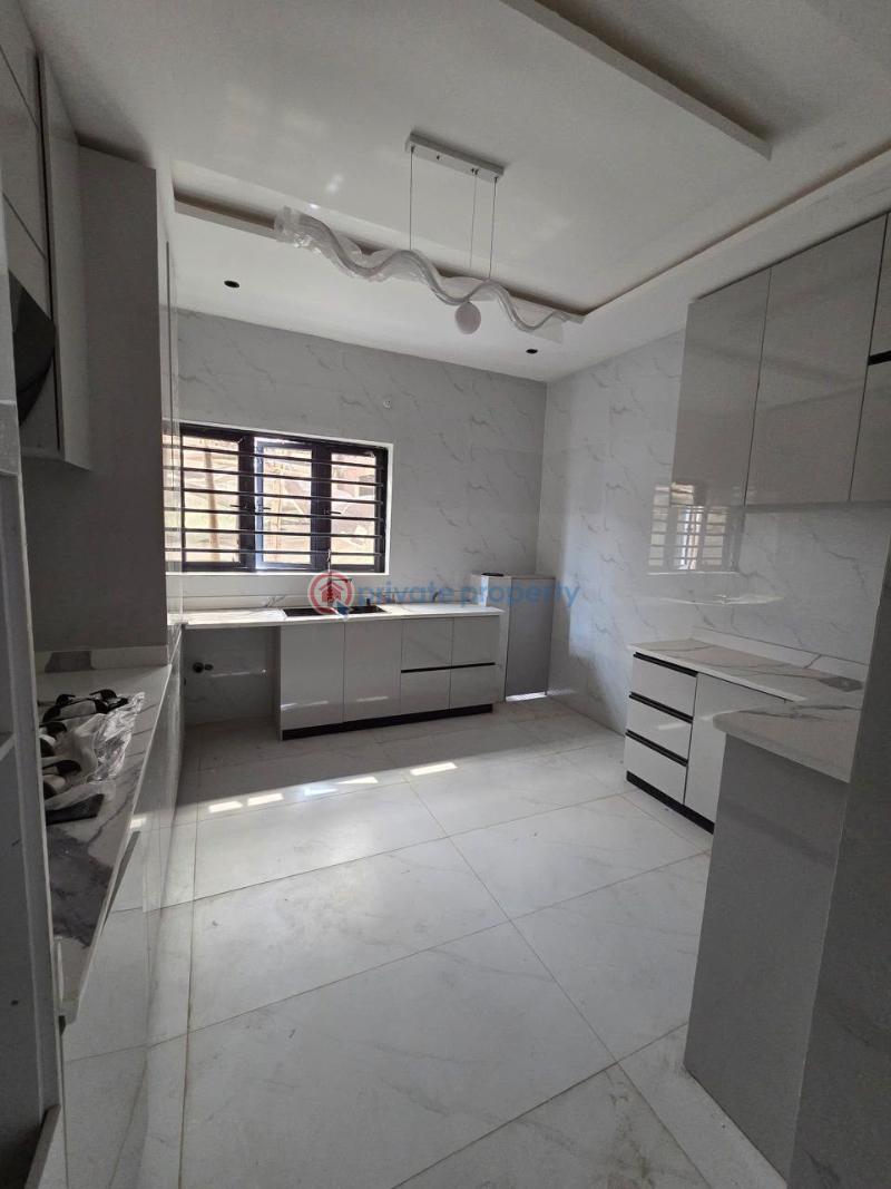 3 bedroom Block Of Flats For Sale Maryland Lagos - 8