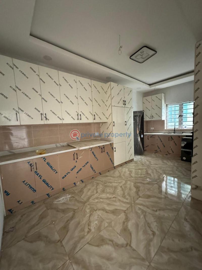 3 bedroom Flat & Apartment For Sale Maryland Ikeja Lagos - 3