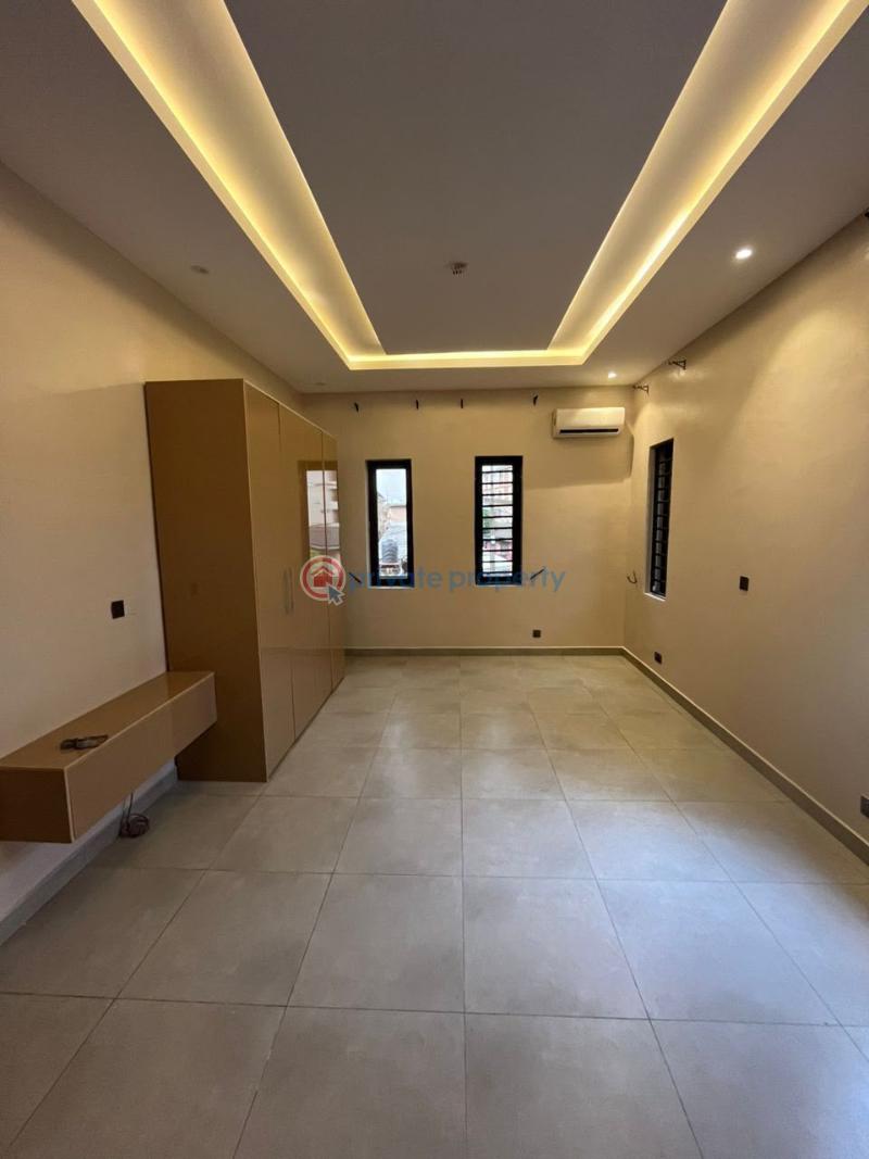 3 bedroom Block Of Flats For Sale Gbagada Lagos - 6