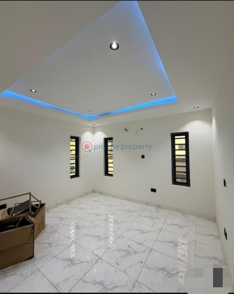 3 bedroom Block Of Flats For Sale Gbagada Lagos - 10