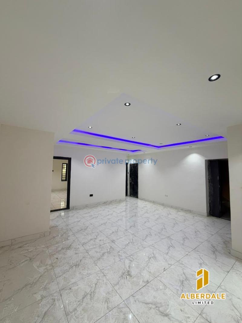 3 bedroom Flat & Apartment For Sale Gbagada Lagos - 1