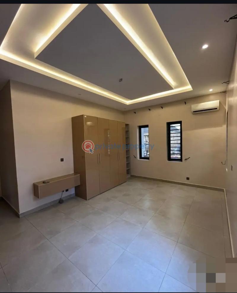 3 bedroom Block Of Flats For Sale Gbagada Lagos - 3
