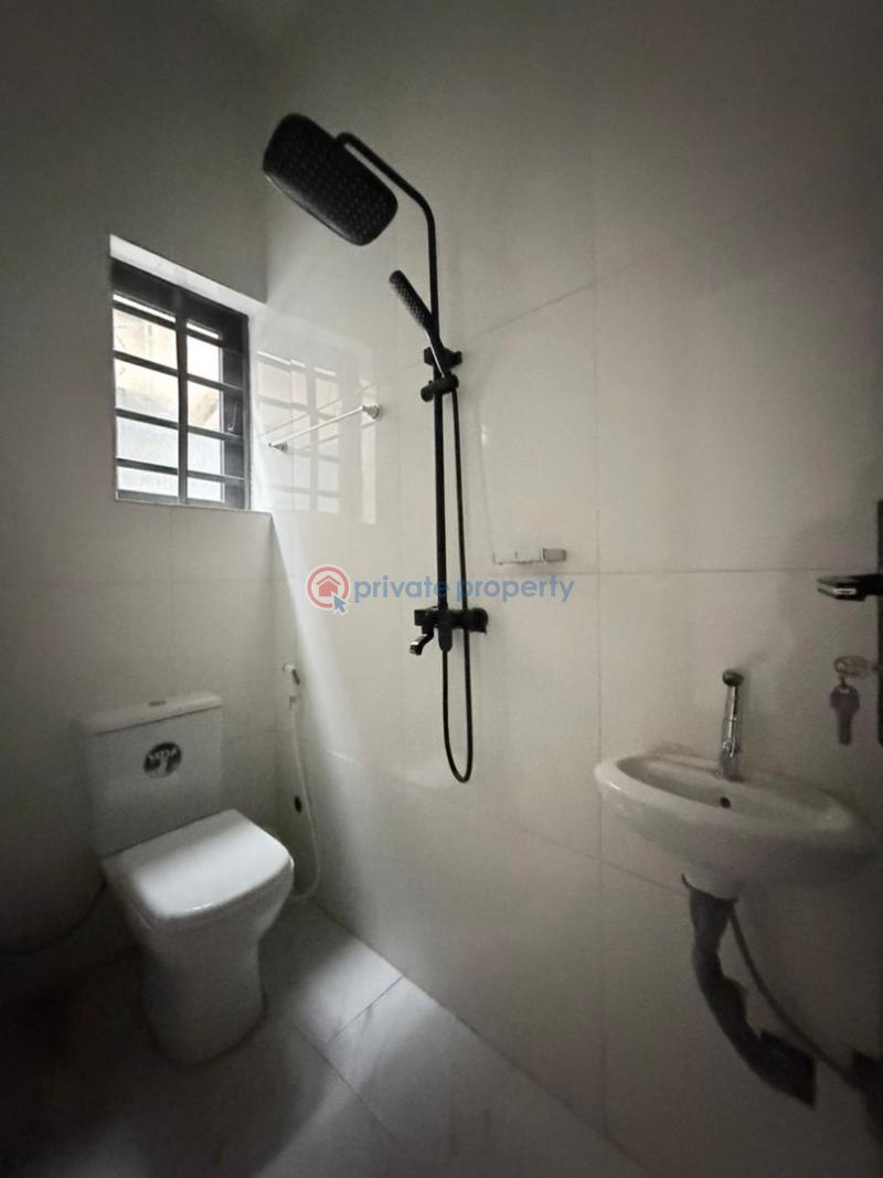 3 bedroom Block Of Flats For Sale Magodo GRA Phase 2 Kosofe/Ikosi Lagos - 2