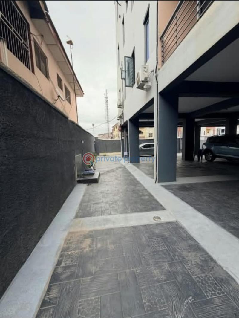 3 bedroom Block Of Flats For Sale Allen Avenue Ikeja Lagos - 1