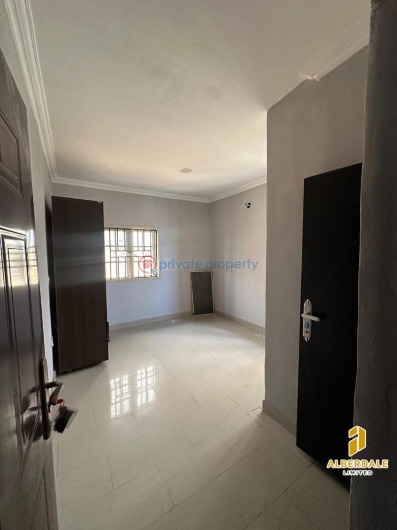 3 bedroom Block Of Flats For Rent Airport Road Ikeja Lagos - 3