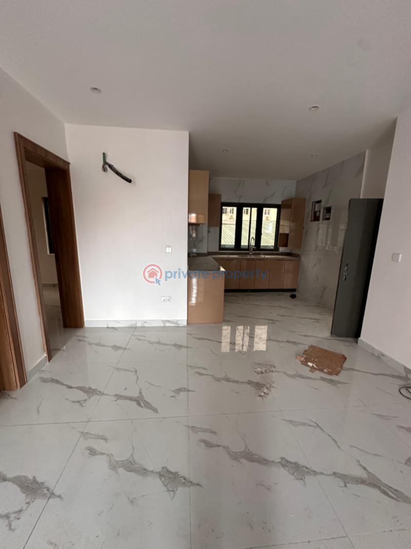 3 bedroom Flat & Apartment For Rent Queens Street Alagomeji Yaba Lagos - 0