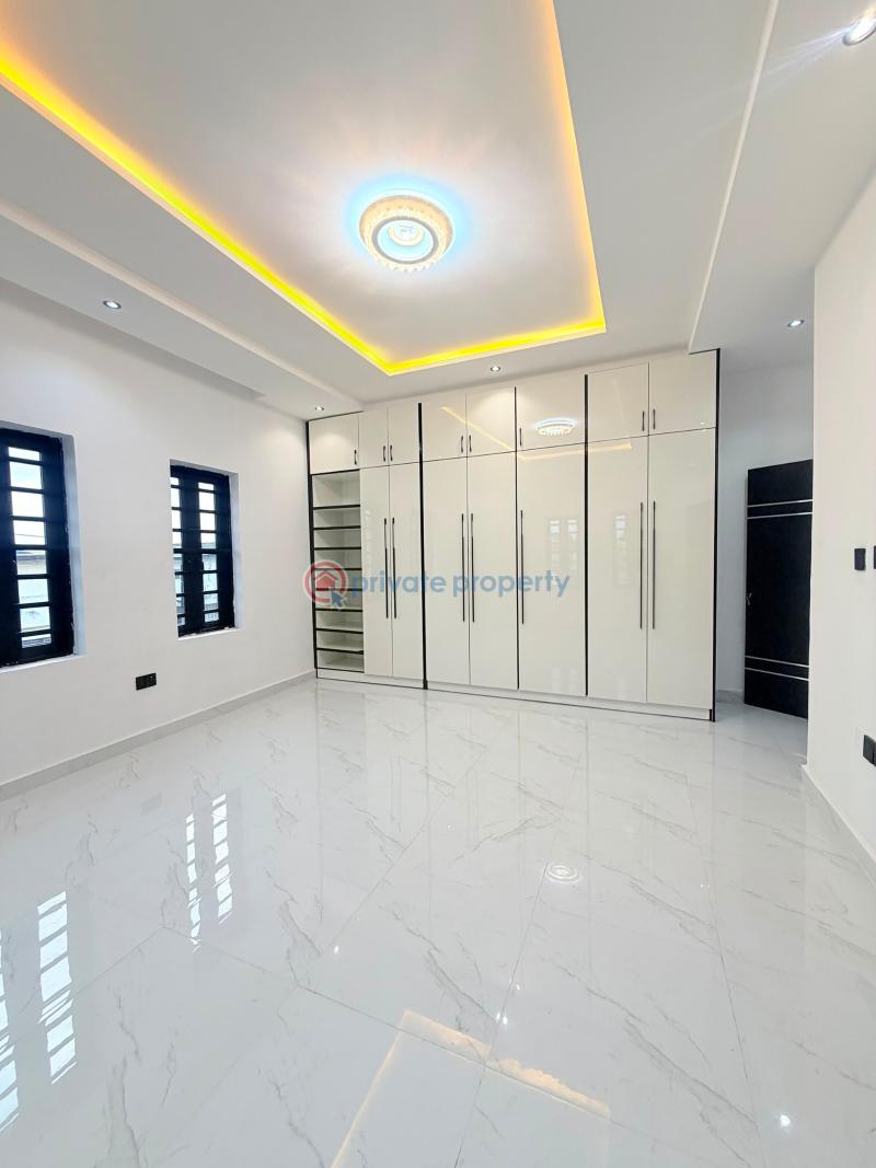 3 bedroom Flat & Apartment For Sale Gbagada Lagos - 2