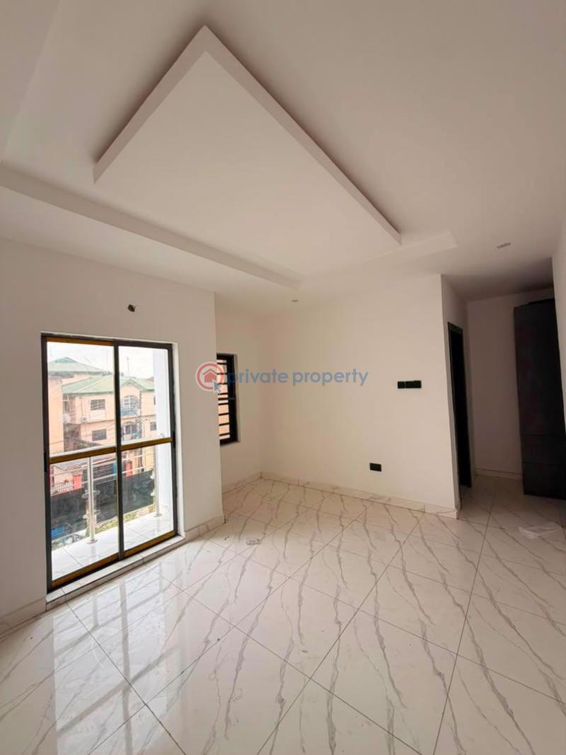 3 bedroom Block Of Flats For Sale Gbagada Lagos - 3