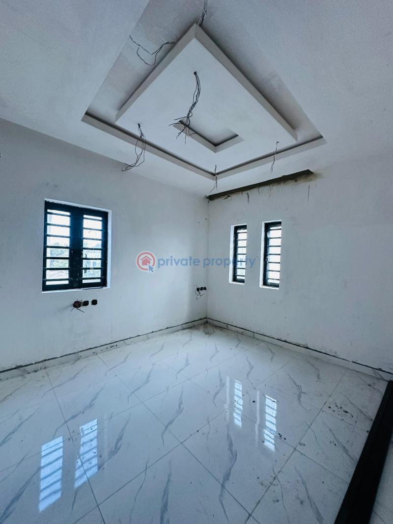3 bedroom Flat & Apartment For Sale Maryland Lagos - 2