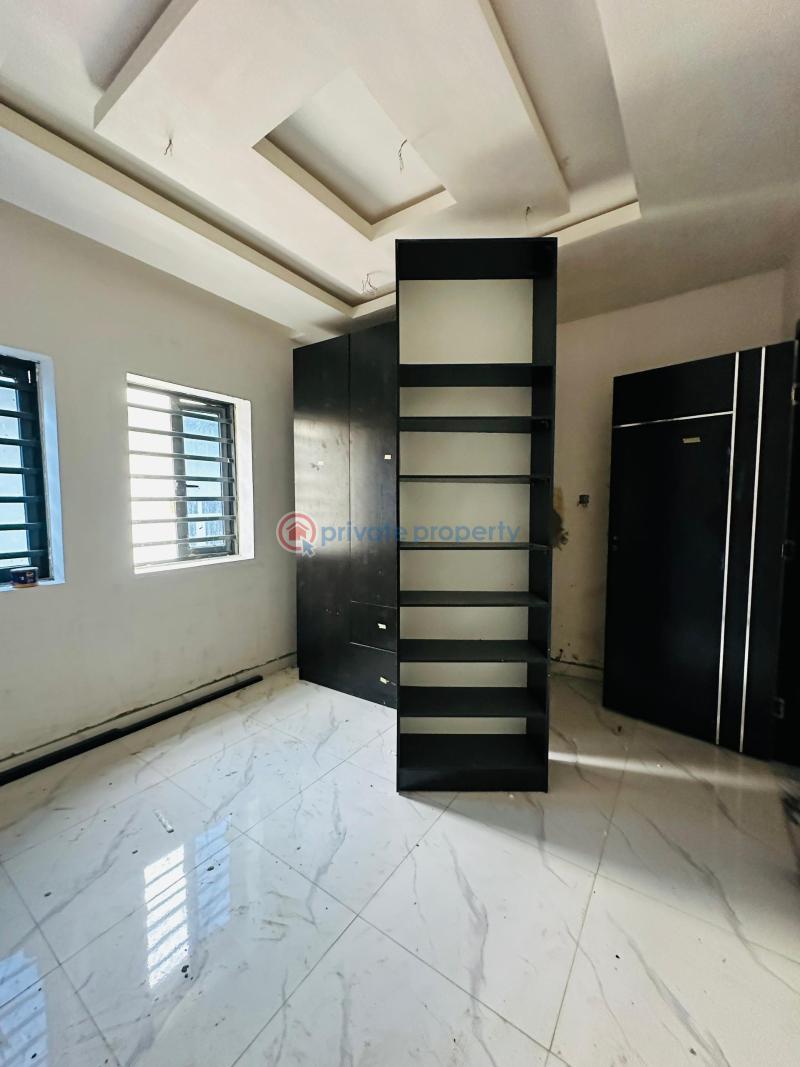 3 bedroom Flat & Apartment For Sale Maryland Lagos - 8