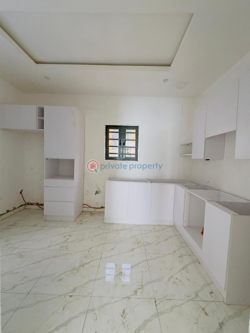 3 bedroom Block Of Flats For Sale Newly Built 3 Bedroom Apartment With Bq Gbagada Lagos - 12