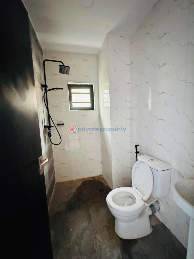 3 bedroom Block Of Flats For Sale Gbagada Lagos - 4