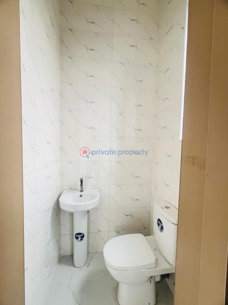 3 bedroom Flat & Apartment For Sale Omole Phase 1 Ojodu Lagos - 1