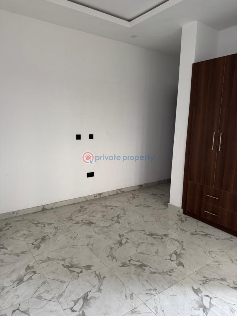3 bedroom Block Of Flats For Sale Olaleye New Town Estate Alaka/Iponri Surulere Lagos - 9