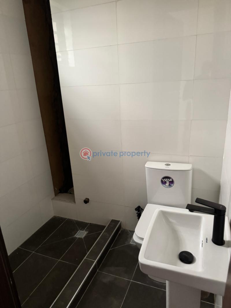 3 bedroom Block Of Flats For Sale Olaleye New Town Estate Alaka/Iponri Surulere Lagos - 14