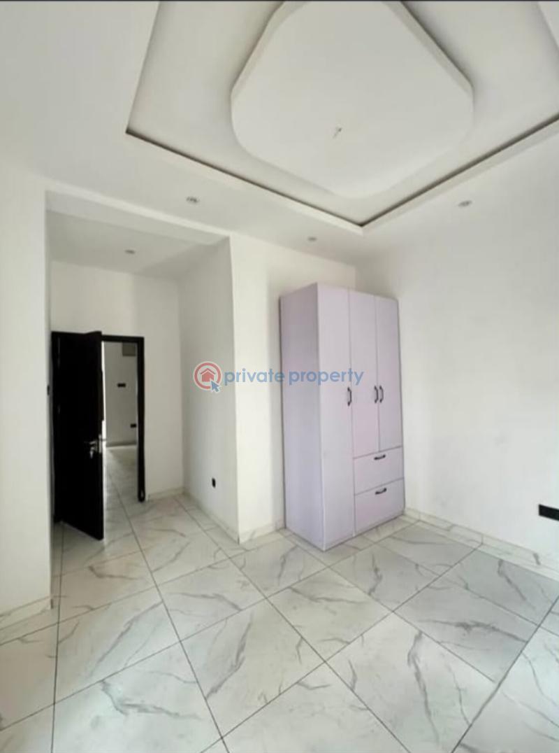 3 bedroom Block Of Flats For Sale Gbagada Lagos - 8