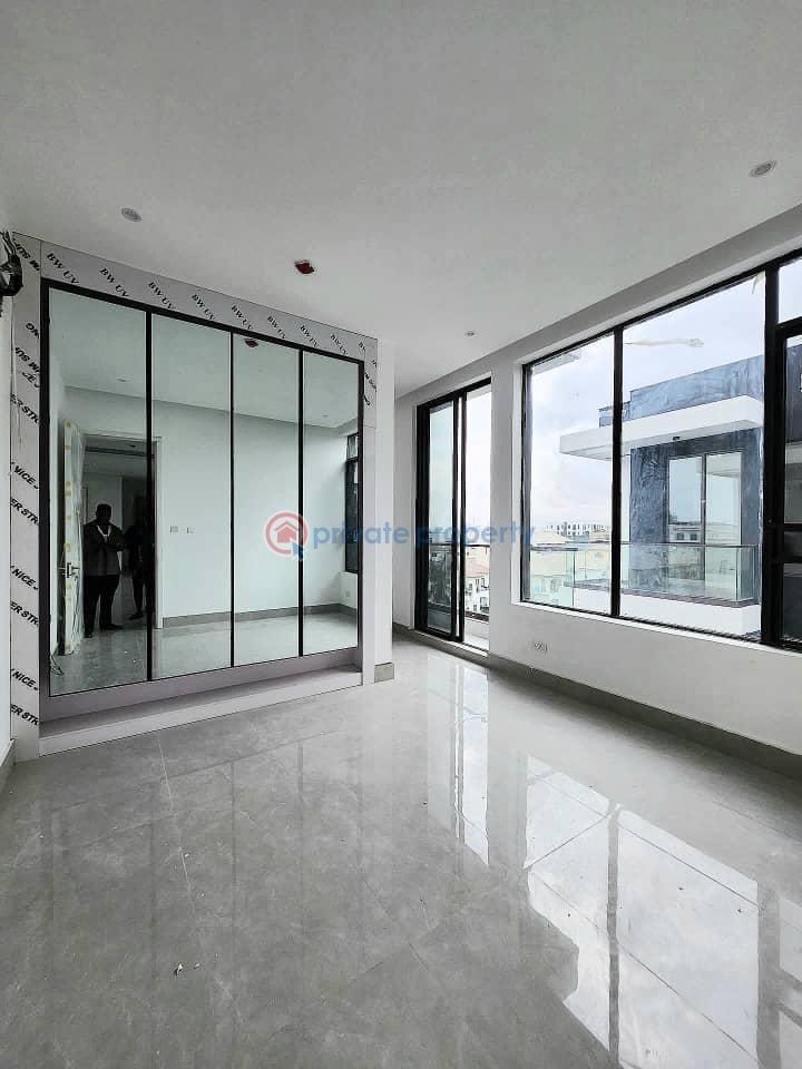 Newly built 3 bedroom apartments with bq - 19 3 bedroom Flat & Apartment For Rent Lekki Phase 1 Lagos - 19