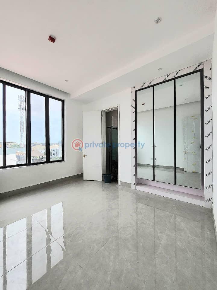 Newly built 3 bedroom apartments with bq - 18 3 bedroom Flat & Apartment For Rent Lekki Phase 1 Lagos - 18
