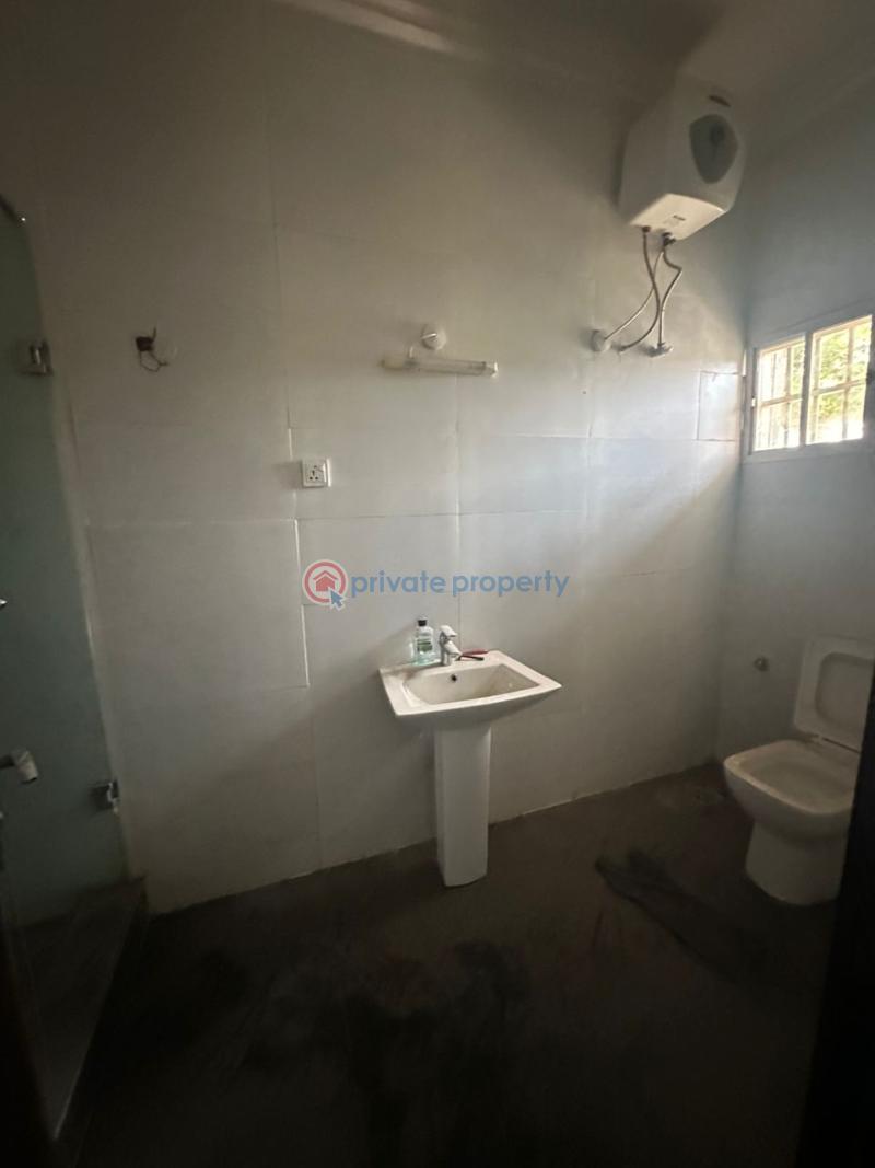 3 bedroom Block Of Flats For Rent Katampe Exention Abuja Phase 2  - 4