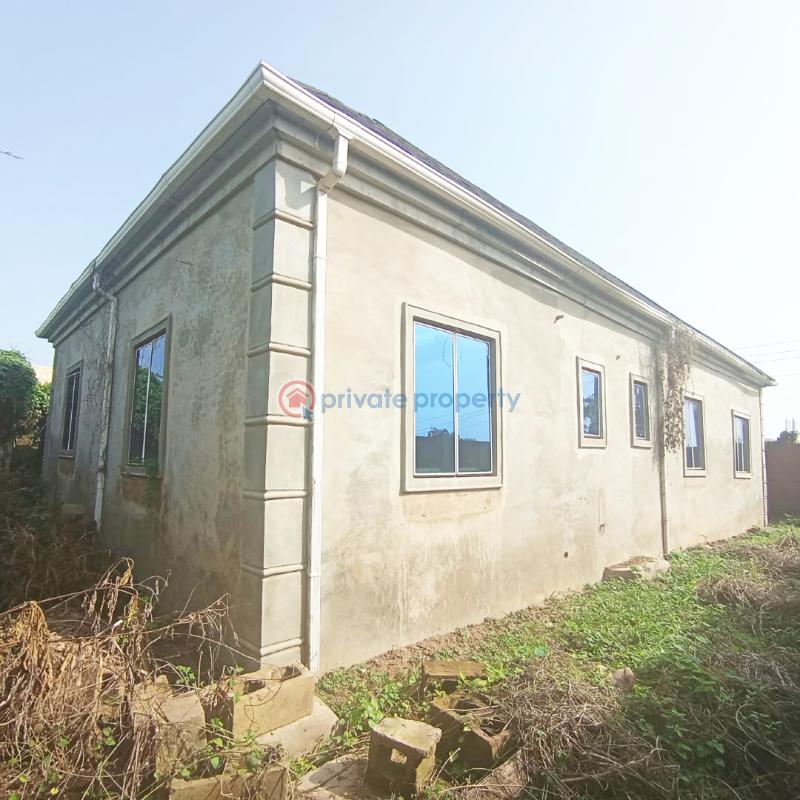 3 bedroom Bungalow For Sale Ile Ola Estate, Ojoo Arulogun Road, Ibadan. Ojoo Ibadan Oyo - 2