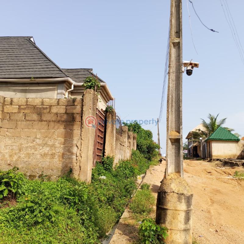 3 bedroom Bungalow For Sale Ile Ola Estate, Ojoo Arulogun Road, Ibadan. Ojoo Ibadan Oyo - 5