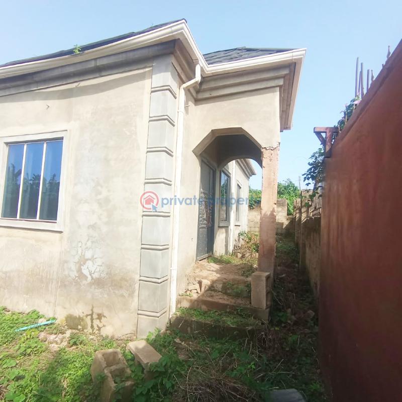 3 bedroom Bungalow For Sale Ile Ola Estate, Ojoo Arulogun Road, Ibadan. Ojoo Ibadan Oyo - 10