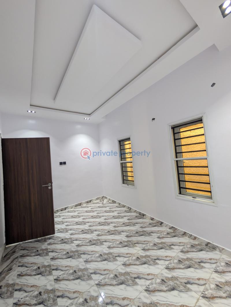 3 bedroom Detached Bungalow For Sale Iwo Road Ibadan Oyo - 5