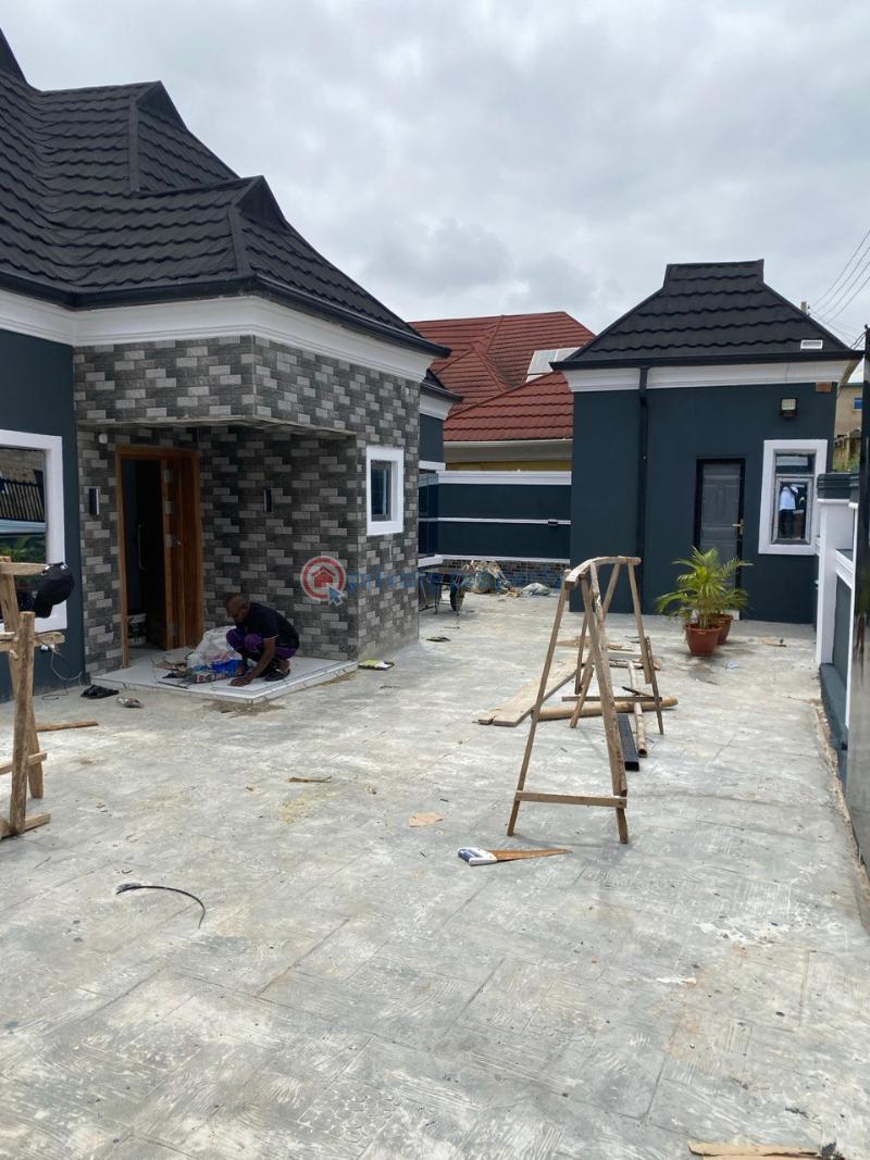 3 bedroom Detached Bungalow For Sale Elebu Akala Express Ibadan Oyo - 9