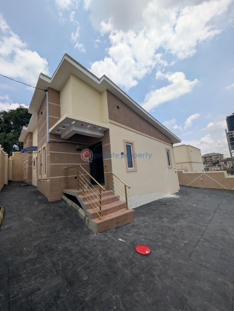House For Sale Located At Monatan, At The Back Of Owu Crown Hotel & Baptist Church, Iwo Road, Ibadan Ibadan Oyo - 9