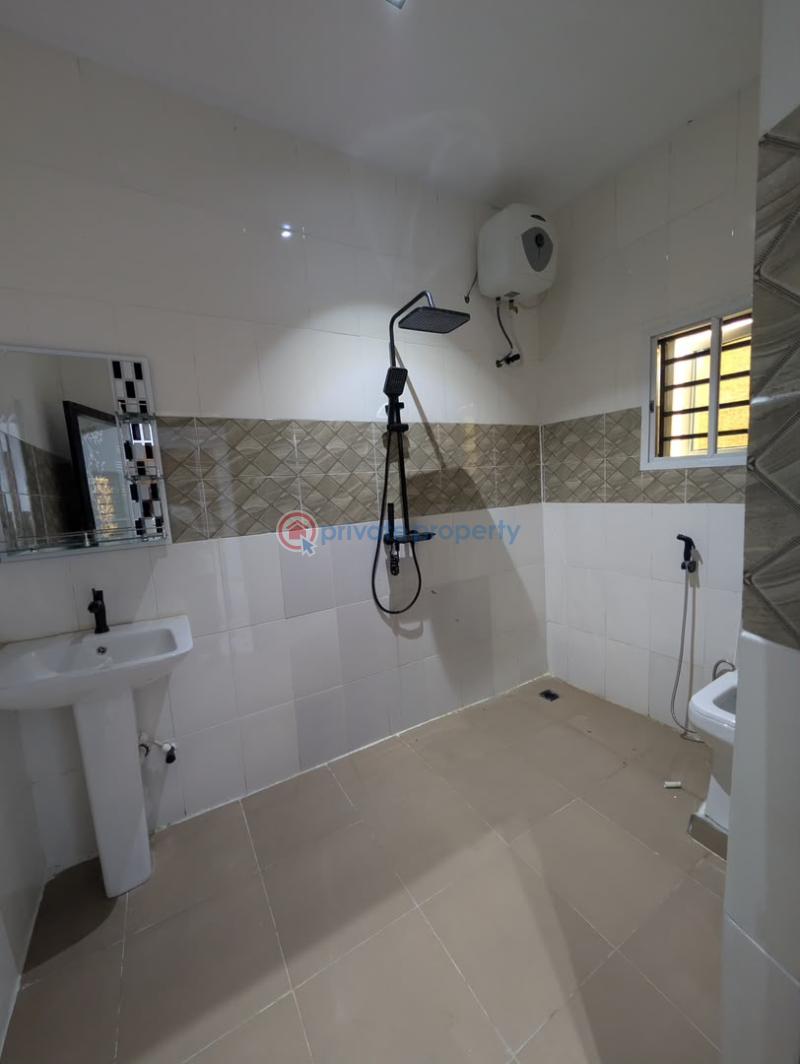 House For Sale Located At Monatan, At The Back Of Owu Crown Hotel & Baptist Church, Iwo Road, Ibadan Ibadan Oyo - 4