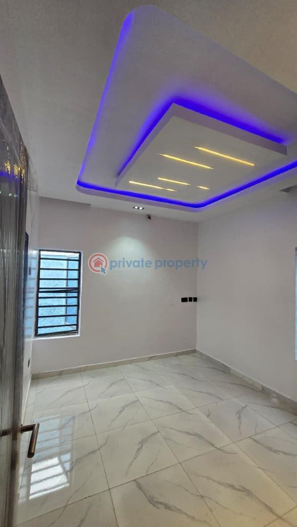 3 bedroom Detached Bungalow For Sale Ologuneru Eleyele Ibadan Oyo - 2
