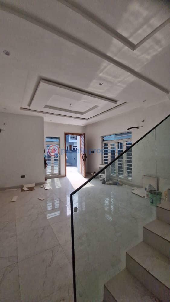 3 bedroom Duplex For Sale Opebi Ikeja Lagos - 2