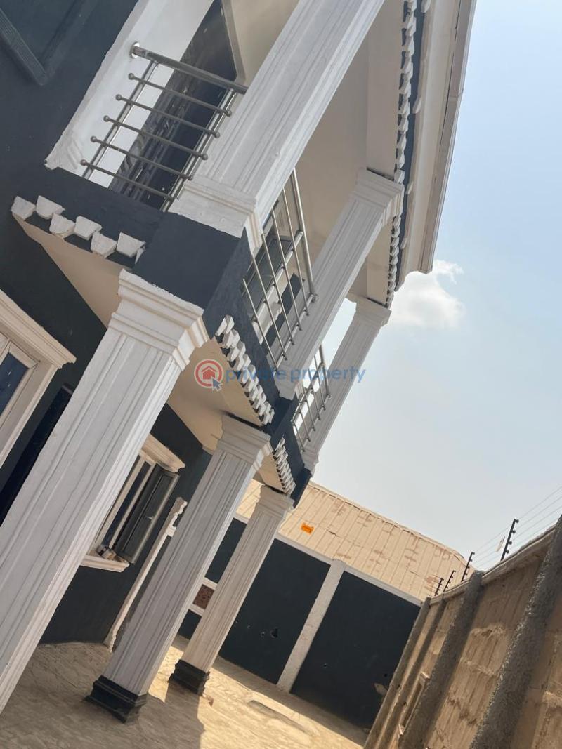 3 bedroom Flat & Apartment For Rent 1st Avian School, Tipper Garage, Off Akala Express, Ibadan Oyo - 2