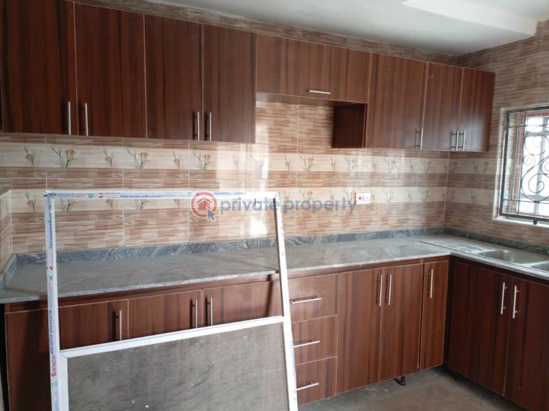 3 bedroom Block Of Flats For Rent New Land Estate, Elebu, Akala Express, Ibadan Akala Express Ibadan Oyo - 0