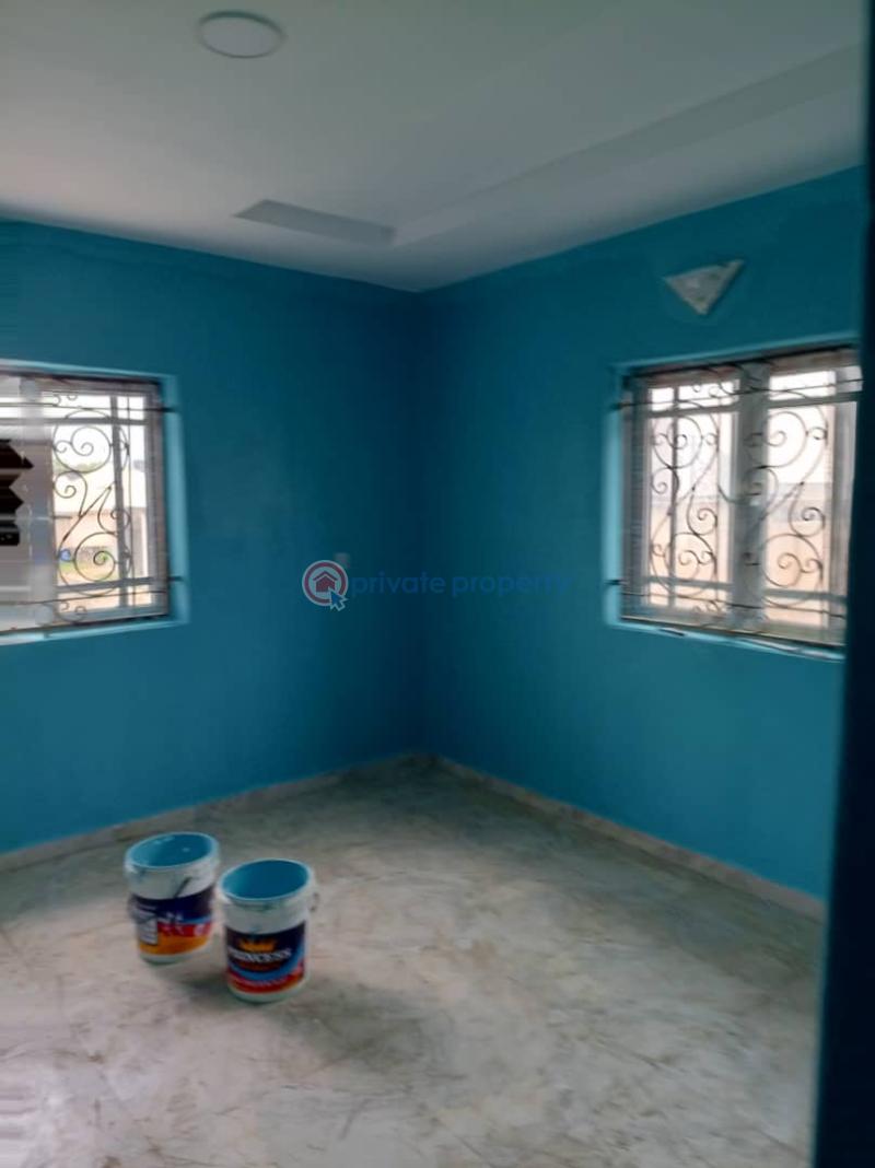3 bedroom Block Of Flats For Rent New Land Estate, Elebu, Akala Express, Ibadan Akala Express Ibadan Oyo - 5
