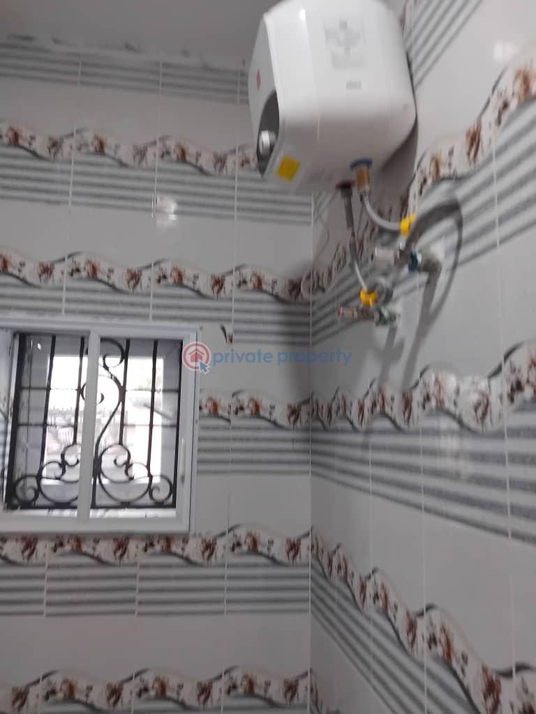3 bedroom Block Of Flats For Rent Adegbayi Alakia Alakia Ibadan Oyo - 4