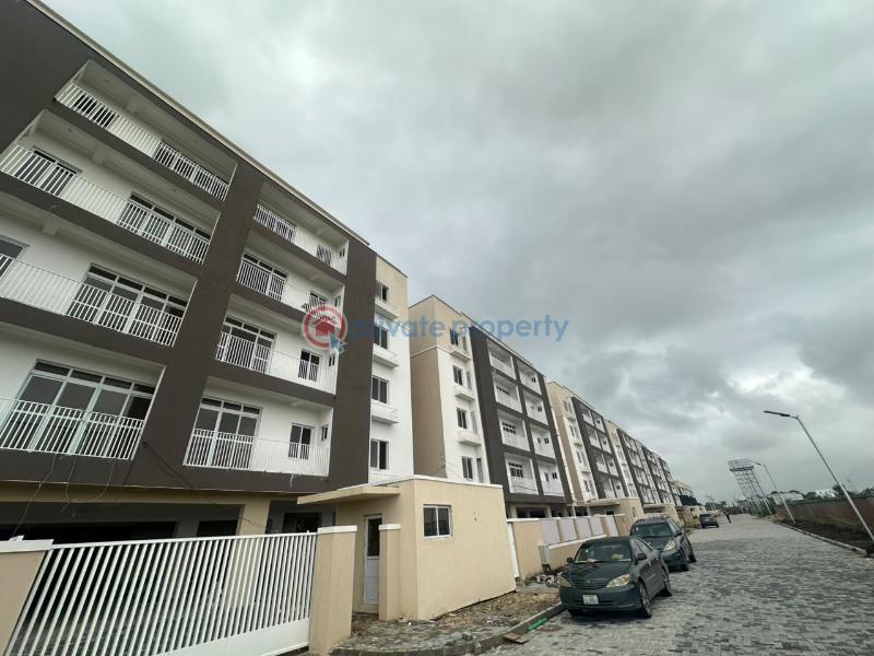 3 bedroom Block Of Flats For Sale Osapa London Lekki Lagos - 1