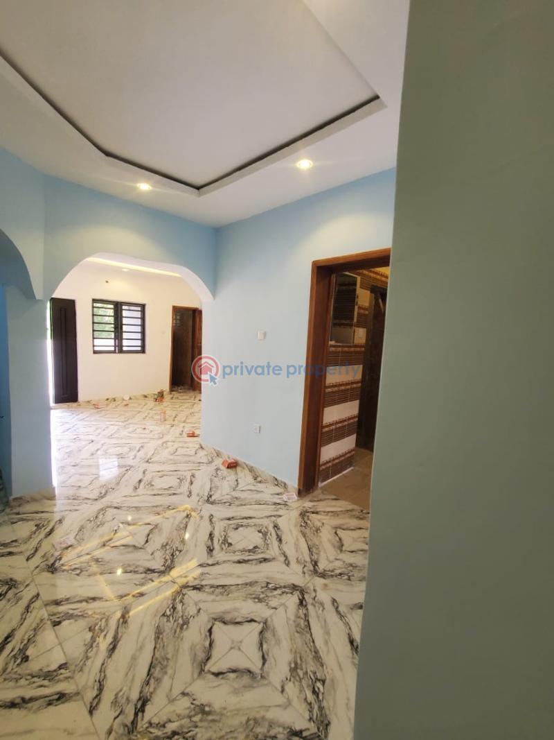 3 bedroom Block Of Flats For Rent Paradise Estate, Elewuro Akobo Ibadan Oyo - 0