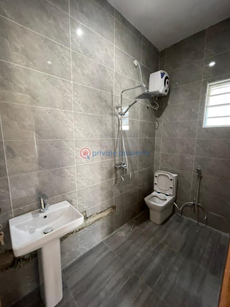 3 bedroom Flat & Apartment For Rent Harris Drive Victoria Garden City Lekki Lagos - 1