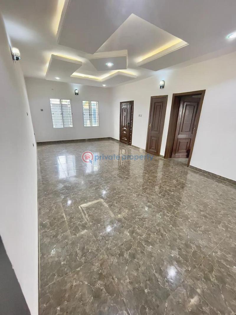 3 bedroom Block Of Flats For Rent Engr. Adeleke Street, Off Oke'badan, Alao Akala Way, Akobo Ibadan Oyo - 0