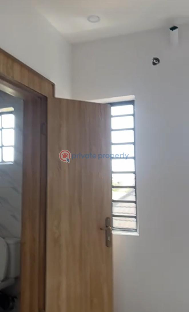 3 bedroom Flat & Apartment For Rent Near Lbs Sangotedo Ajah Lagos - 2