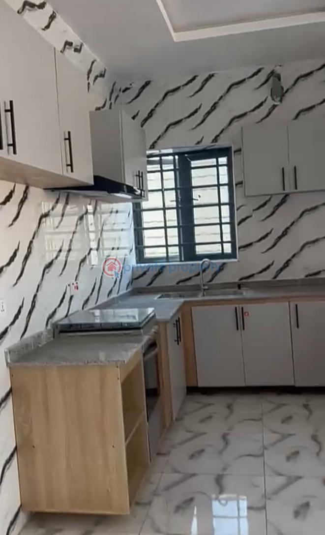 3 bedroom Flat & Apartment For Rent Near Lbs Sangotedo Ajah Lagos - 0